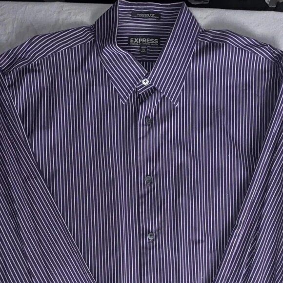 Lot of 5 Men’s XL Dress Shirts – Banana Republic & Express Plaid | Pre-Owned - Picture 3 of 6